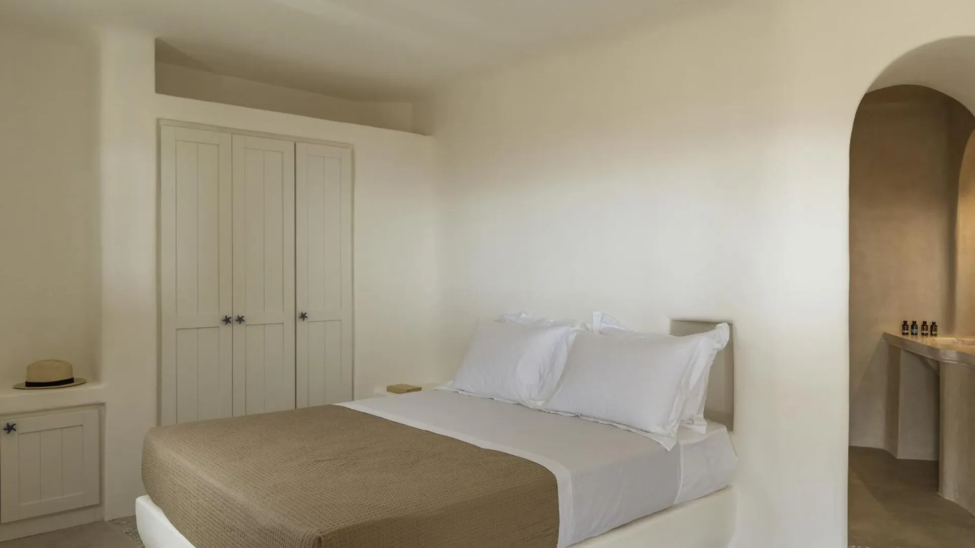 Villa Seafront 9Bdr Serenity In Mykonos Kalafatis